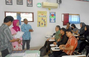 Penyerahan Ijazah Paket C SMA, Paket B SMP 2018